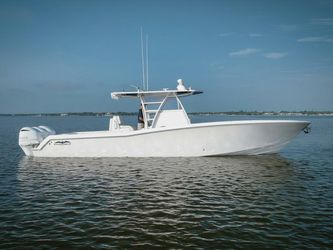 36' Invincible 2018 Yacht For Sale